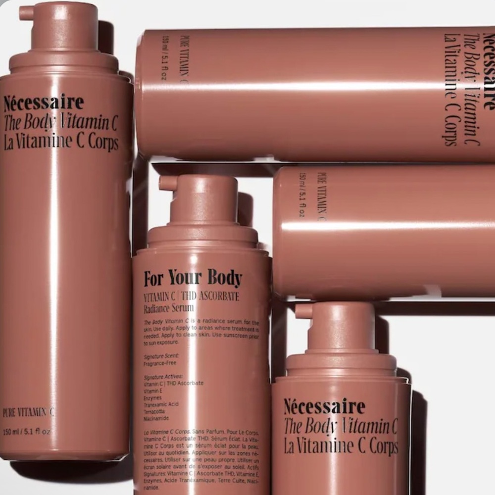 NEW Nécessaire 
The Body Vitamin C - Radiance Serum With THD Ascorbate